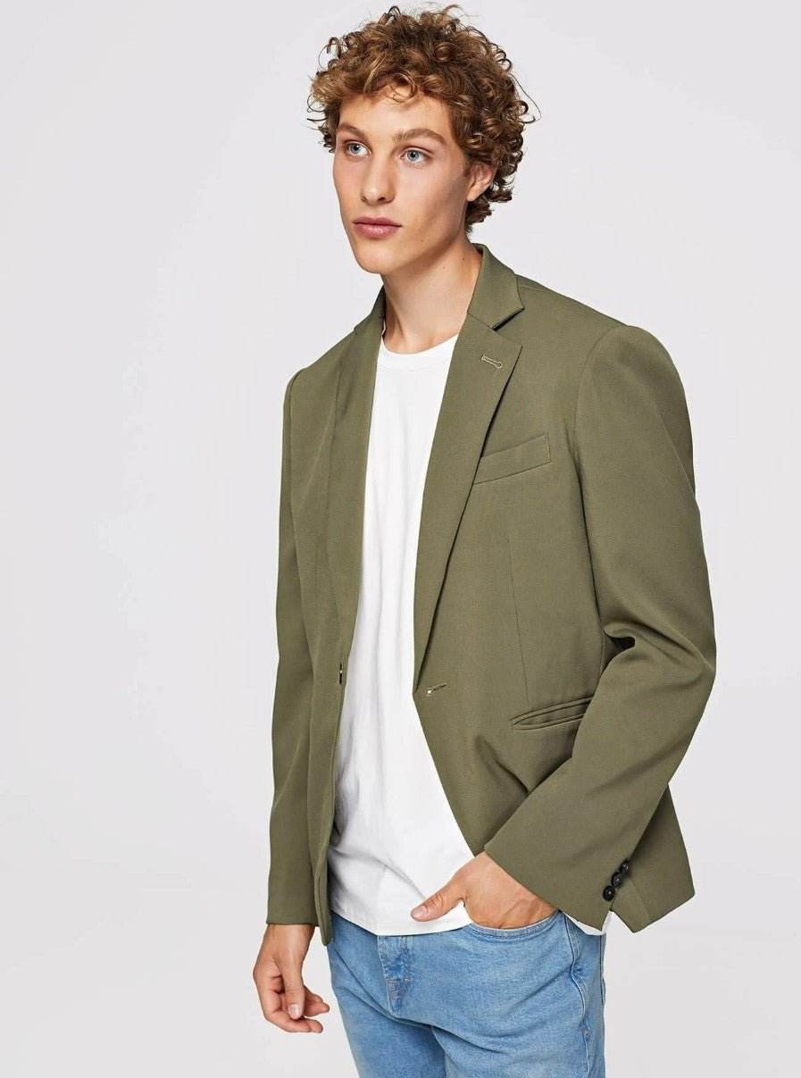 Men Button & Pocket Up Notched Neck Blazer - styleflea