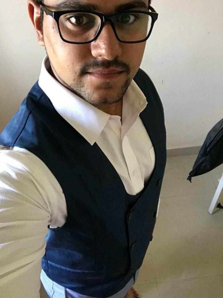 Men Solid Double Breasted Pointed Hem (ONLY VEST/NO SHIRT & TIE ) - styleflea